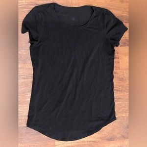 Black lululemon basic tee size M